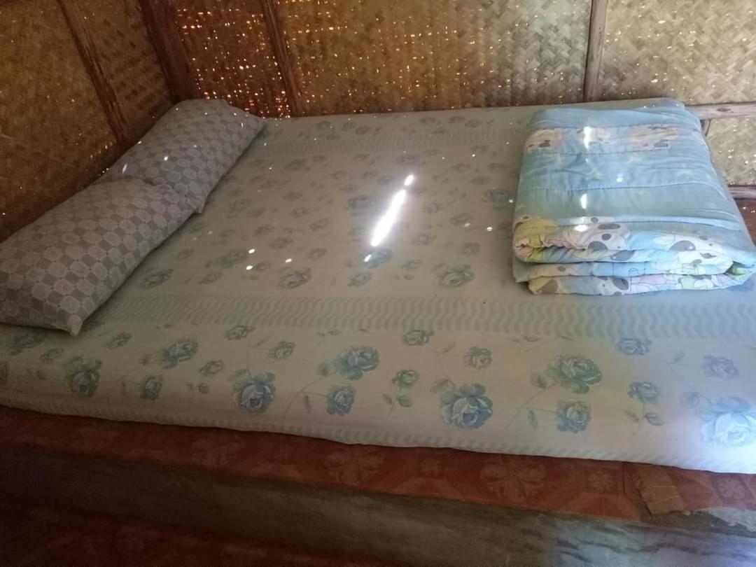 فندق Sleepy Hut باي المظهر الخارجي الصورة